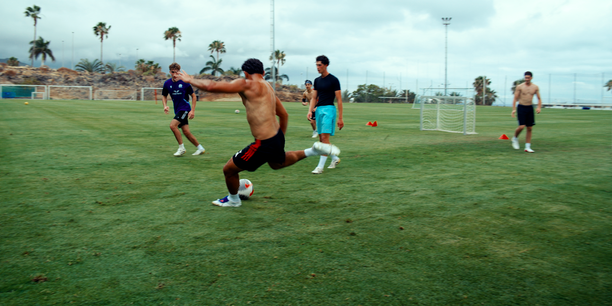 Residential
Goalkeeper Camp